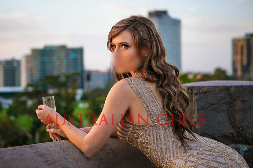 Third extra photo of Keira Quinn