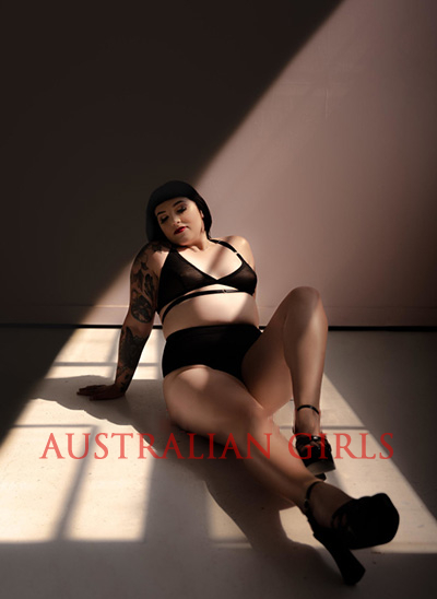 Free photo of Luna on AU Girls