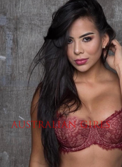 Fourth photo of Nina Vargas